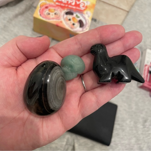 21 item LOT (#2) - @KIMSCLOSET66 SHARE SHOW 2025 HOLIDAY SPECIAL!!🎉🌏🌍🌎🎉 - Picture 8 of 17